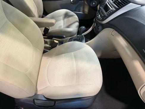 Used 2016 Hyundai Accent SE image 23