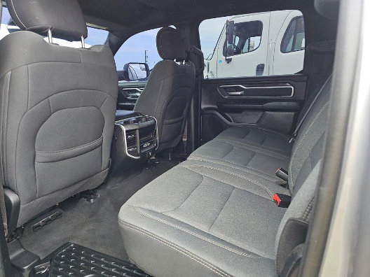 Used 2020 RAM 1500 Big Horn AWD/4WD image 6