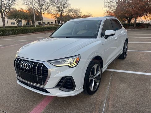 Used 2020 Audi Q3 2.0T Premium Plus w/ Premium Plus Package image 4