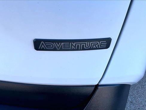 Used 2022 Toyota RAV4 Adventure image 9