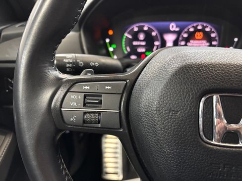 Used 2024 Honda Accord Sport image 17