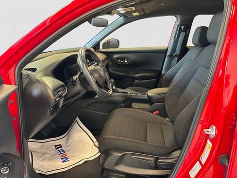 Used 2024 Honda HR-V Sport image 10