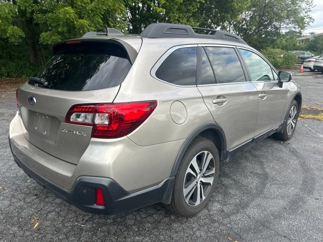 Used 2019 Subaru Outback 2.5i Limited w/ Protection Package #1 AWD/4WD image 3