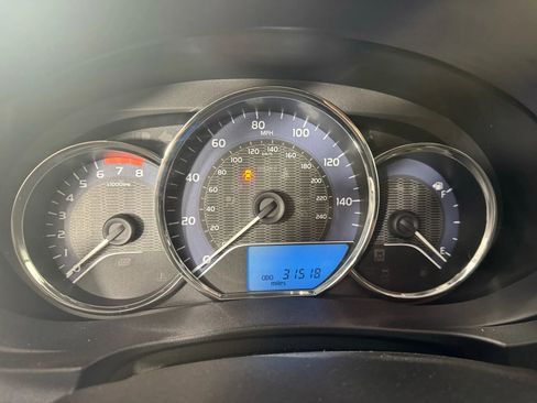 Used 2015 Toyota Corolla LE image 15