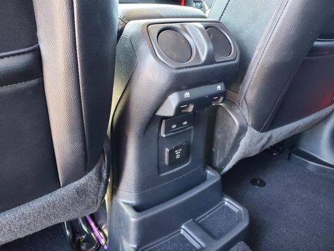 Used 2021 Jeep Wrangler Unlimited Sahara w/ LED Lighting Group AWD/4WD image 23