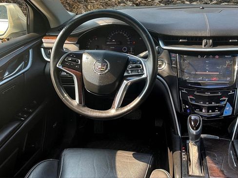 Used 2015 Cadillac XTS Luxury image 5
