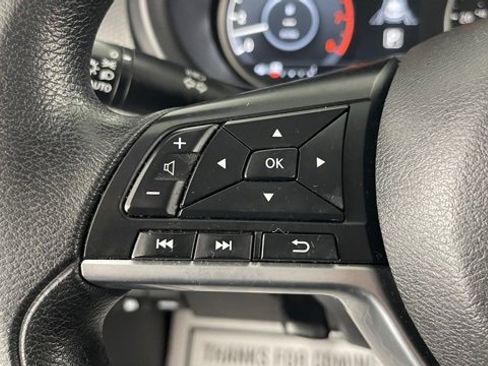 Used 2020 Nissan Kicks SV image 38