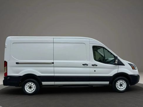 Used 2019 Ford Transit 150 148 Medium Roof RWD image 4