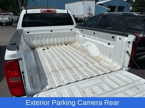 Used 2022 Chevrolet Colorado W/T AWD/4WD image 6