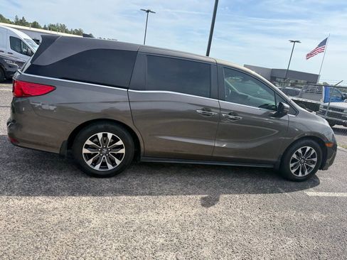 Used 2021 Honda Odyssey EX-L image 8
