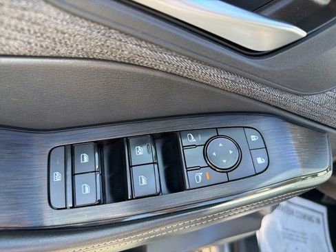 Used 2021 Nissan Rogue SV AWD/4WD image 12