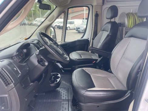 Used 2021 RAM ProMaster 2500 FWD image 8