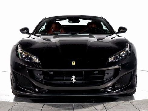 Certified 2020 Ferrari Portofino image 13