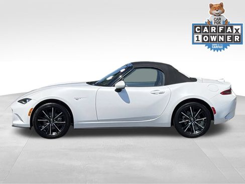 Used 2024 MAZDA MX-5 Miata Grand Touring RWD image 8