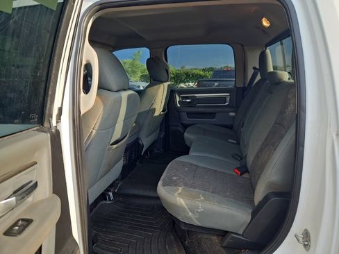 Used 2015 RAM 1500 Big Horn AWD/4WD image 9