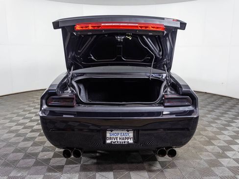 Used 2009 Dodge Challenger SRT8 w/ SRT Option Group II image 39