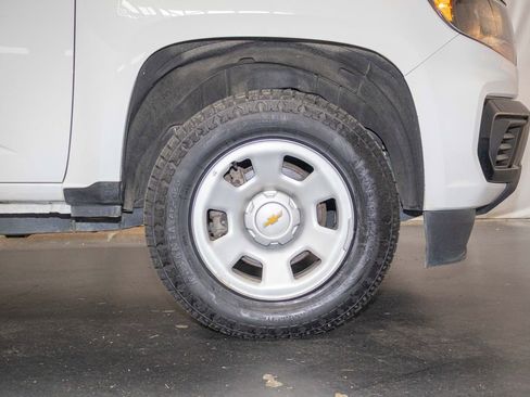 Used 2022 Chevrolet Colorado W/T w/ WT Convenience Package AWD/4WD image 7