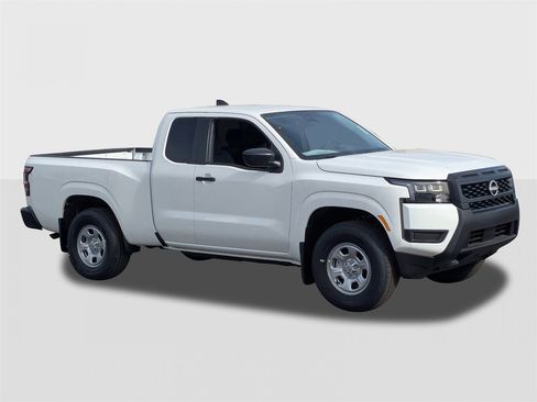 New 2026 Nissan Frontier S image 7