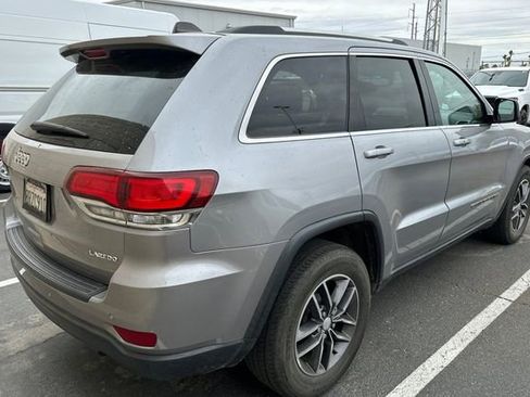 Certified 2020 Jeep Grand Cherokee Laredo w/ Laredo X Package RWD image 4