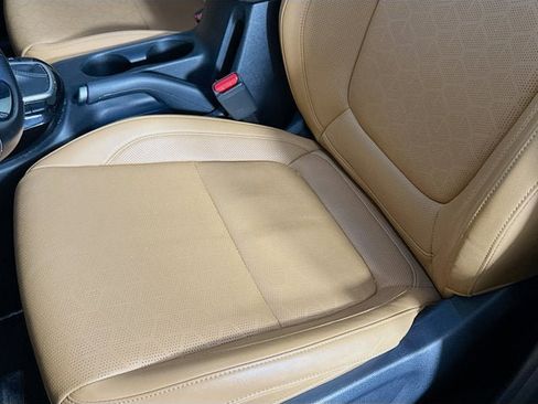 Certified 2024 Kia Seltos EX AWD/4WD image 19
