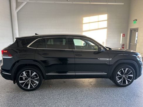 New 2026 Volkswagen Atlas Cross Sport SEL Premium R-Line AWD/4WD image 8