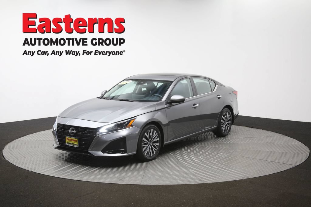 Used 2023 Nissan Altima 2.5 SV w/ SV Premium Package FWD image 56