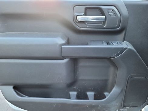 Used 2024 GMC Sierra 2500 Pro w/ Convenience Package RWD image 18