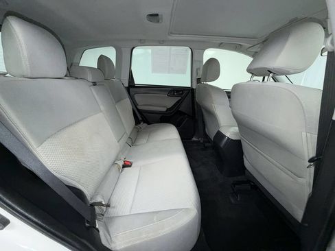 Used 2018 Subaru Forester 2.5i Premium AWD/4WD image 17