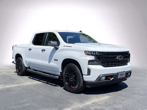 Used 2022 Chevrolet Silverado 1500 RST w/ Redline Edition AWD/4WD image 2