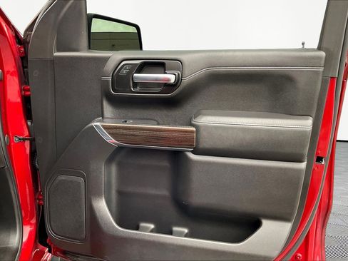 Used 2021 Chevrolet Silverado 1500 LT Trail Boss w/ Bed Protection Package image 28