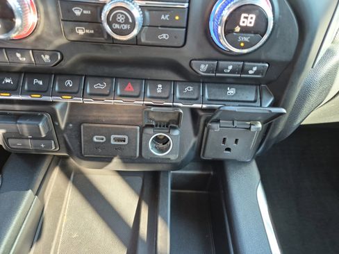 Used 2019 GMC Sierra 1500 SLT image 21