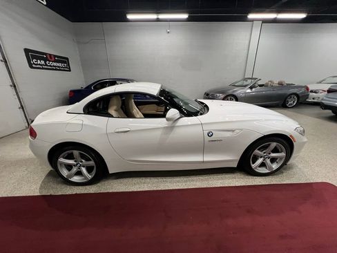 Used 2011 BMW Z4 sDrive30i image 67