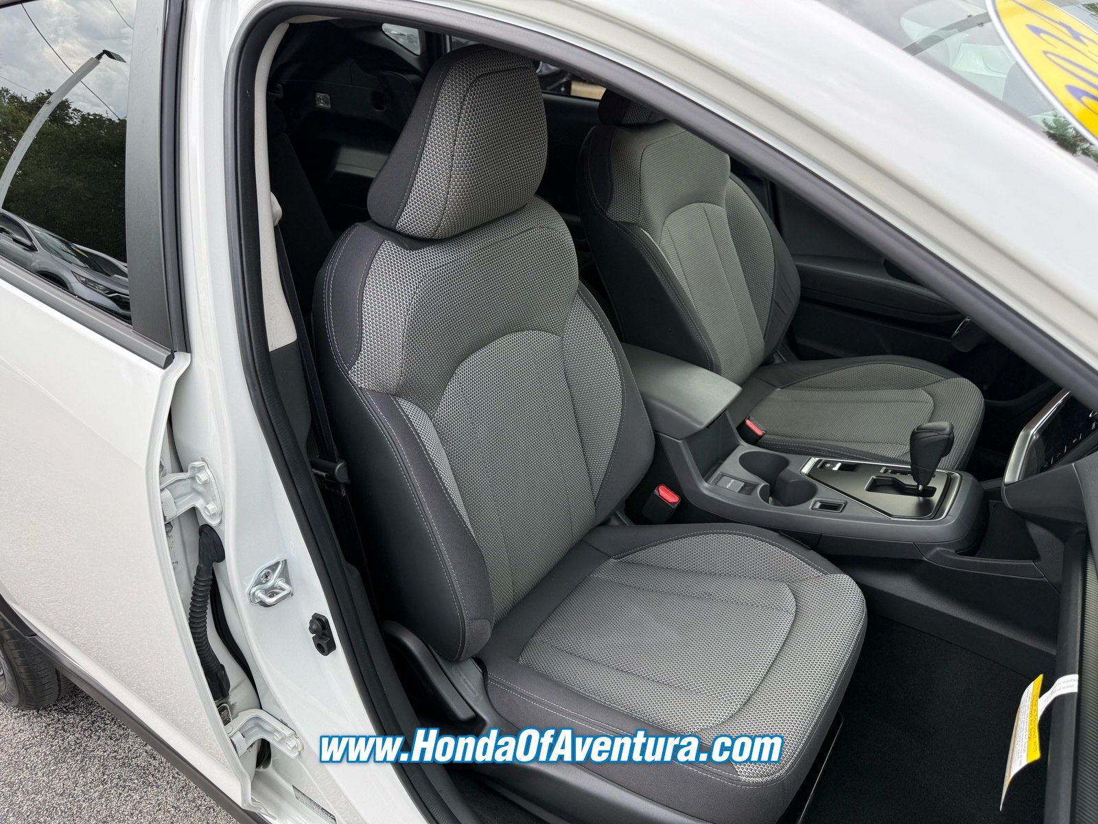 Used 2024 Subaru Crosstrek 2.0i Premium AWD/4WD image 9