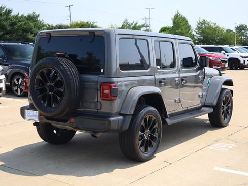 Used 2021 Jeep Wrangler Unlimited Sahara w/ Cold Weather Group AWD/4WD image 6