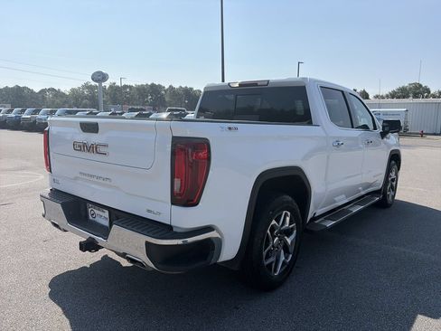 Used 2023 GMC Sierra 1500 SLT w/ SLT Premium Package AWD/4WD image 7