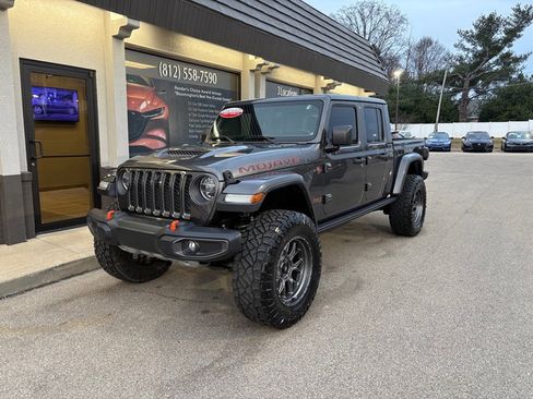Used 2020 Jeep Gladiator Mojave image 2
