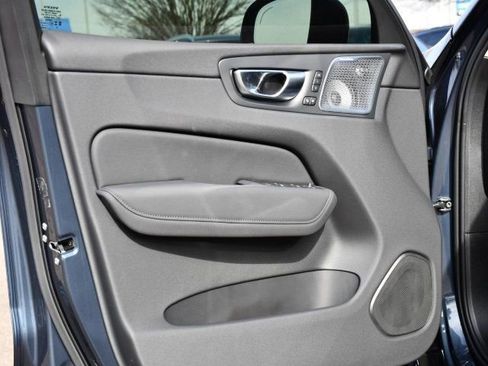 New 2026 Volvo XC60 B5 Ultra w/ Protection Package Premier image 10