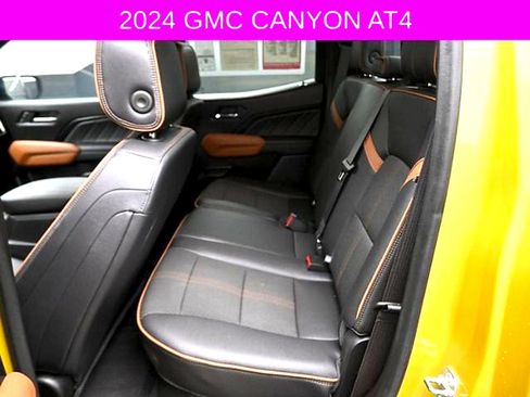 Used 2024 GMC Canyon AT4 AWD/4WD image 20
