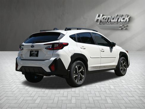 Certified 2025 Subaru Crosstrek 2.0i Premium image 9
