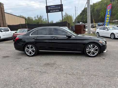 Used 2016 Mercedes-Benz C 300 Sedan image 9