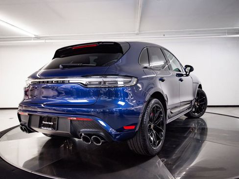 New 2026 Porsche Macan GTS image 7