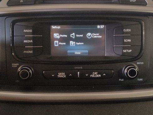 Used 2017 Kia Sorento AWD image 25