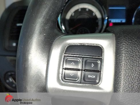 Used 2011 Dodge Grand Caravan Crew image 28