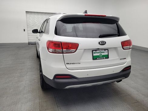 Used 2016 Kia Sorento EX FWD image 6