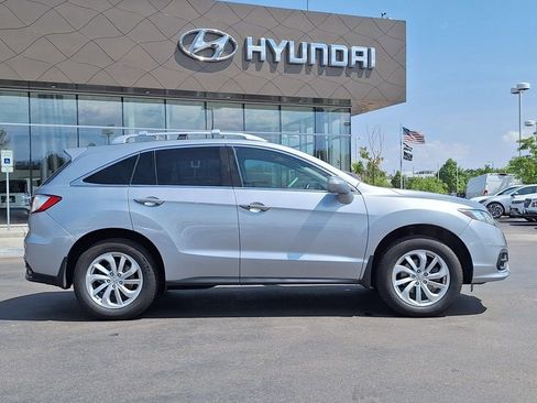 Used 2018 Acura RDX AWD image 2