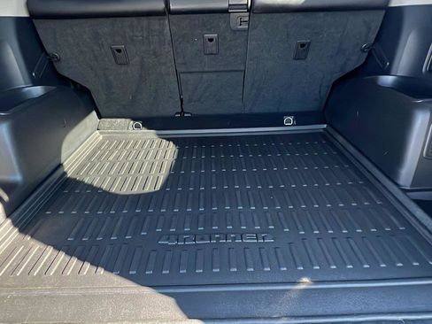 Used 2023 Toyota 4Runner TRD Off-Road Premium w/ Off Road Premium Plus Package image 16