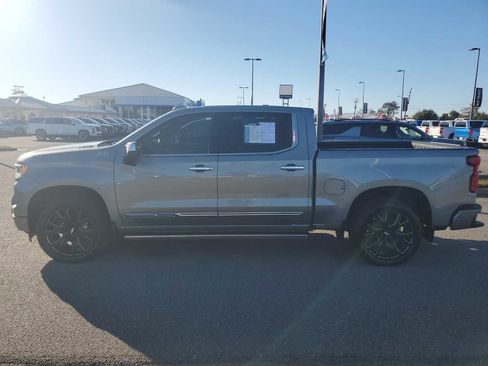 Certified 2023 Chevrolet Silverado 1500 High Country image 2