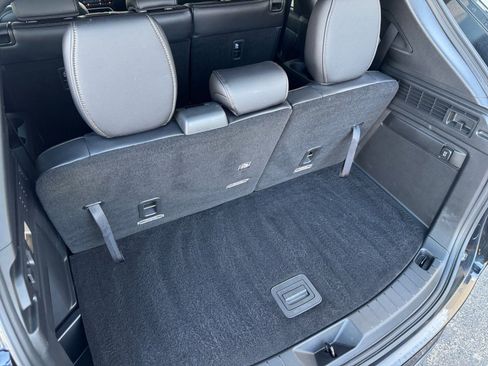 Used 2025 MAZDA CX-90 3.3 Turbo S w/ Premium Package image 16