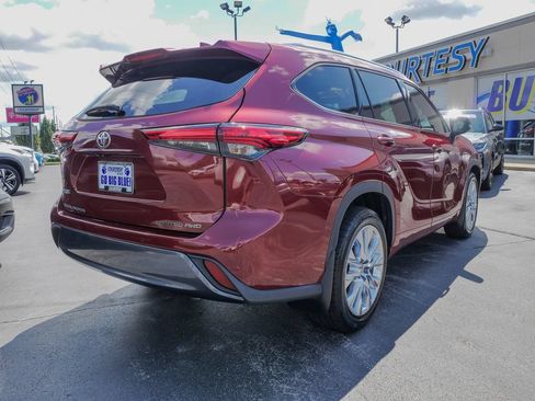 Used 2021 Toyota Highlander Limited AWD/4WD image 5