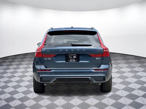 Used 2025 Volvo XC60 B5 Ultra w/ Protection Package Premier AWD/4WD image 8